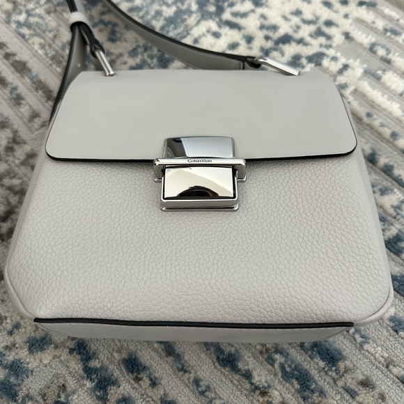 Calvin Klein Clover Triple Compartment Crossbody Bag | Dove Grey - Picture 5 of 11